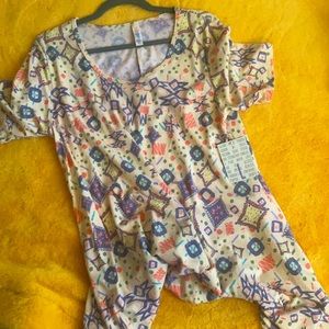 LuLaRoe Perfect T